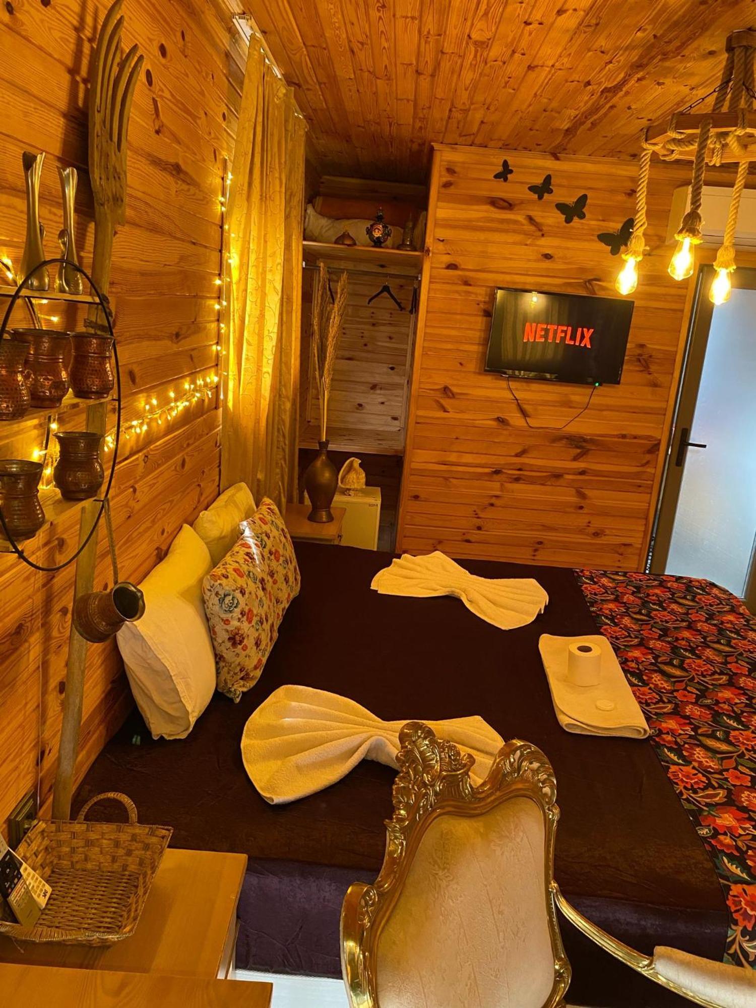 White Country Boutique Hotel 안탈리아 외부 사진