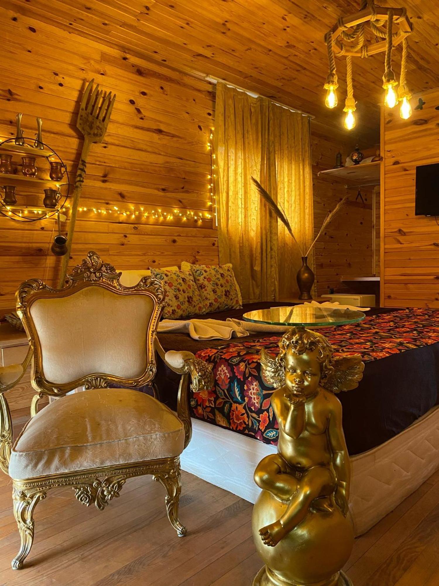 White Country Boutique Hotel 안탈리아 외부 사진