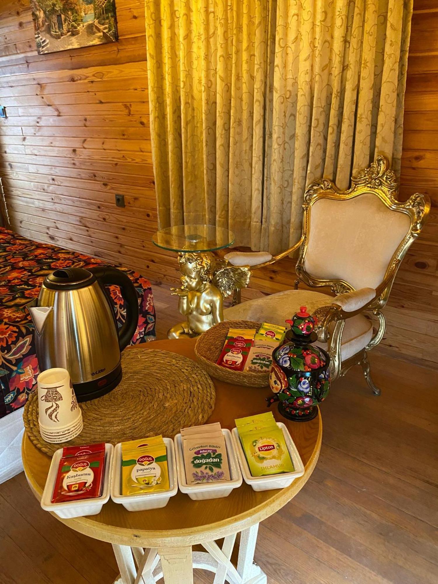 White Country Boutique Hotel 안탈리아 외부 사진